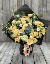 Букет цветов из:  Розы и Лизиантусы #REPLACE_PRED# Летуново