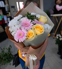 Букет цветов из:  Герберы, Розы и Хризантемы в Летуново