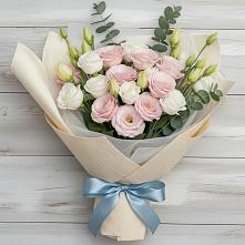 Букет цветов из:  Лизиантусы #REPLACE_PRED# Летуново