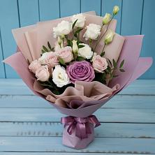 Букет цветов из:  Розы и Лизиантусы в Летуново