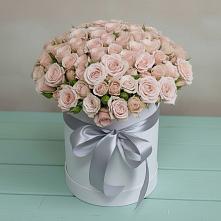 Цветочная композиция из Розы в шляпной коробке в Летуново