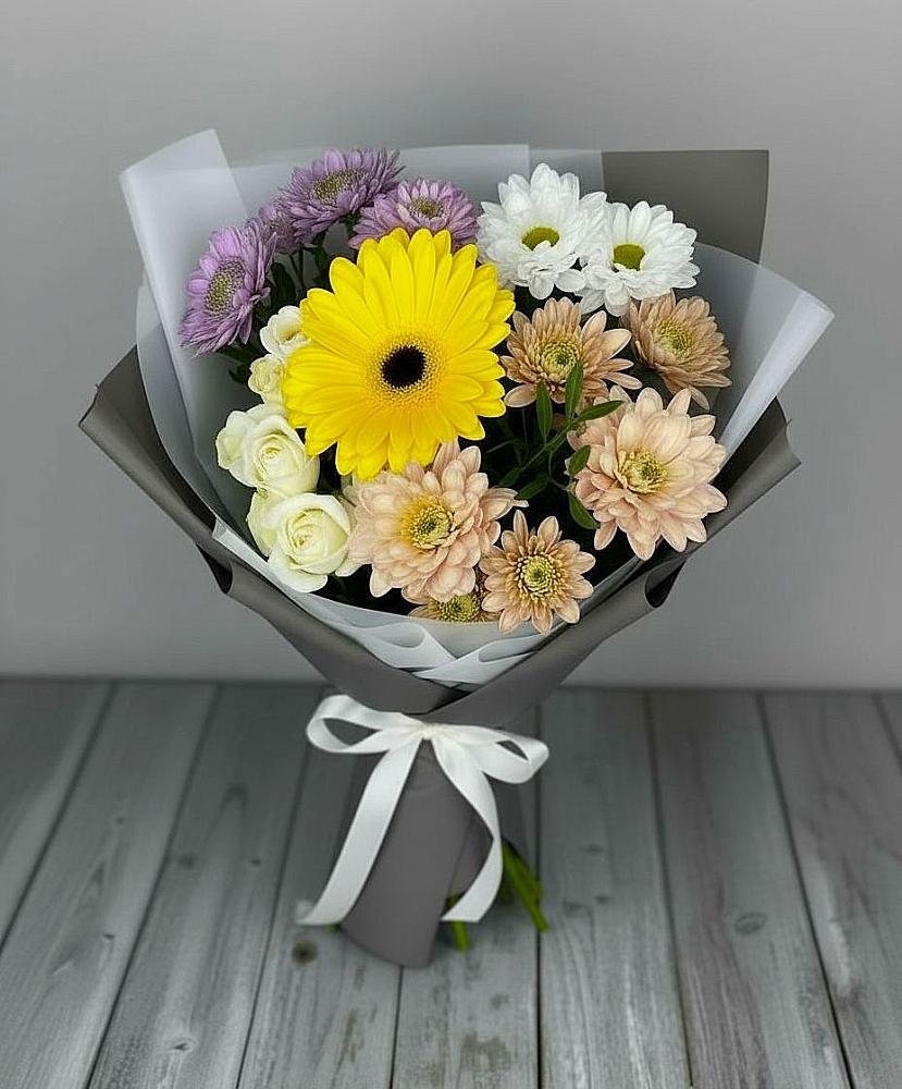Букет цветов из: Розы, Герберы и Хризантемы в Летуново