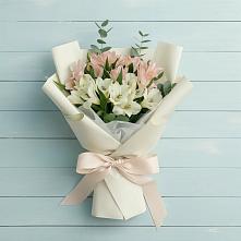 Букет цветов из:  Альстромерии в Летуново