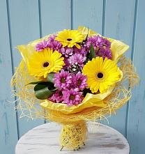 Букет цветов из:  Хризантемы и Герберы в Летуново