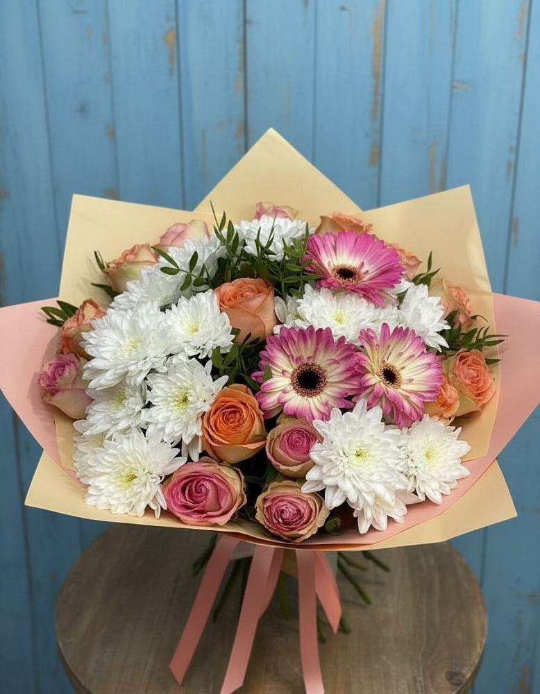Букет цветов из: Розы, Герберы и Хризантемы в Летуново