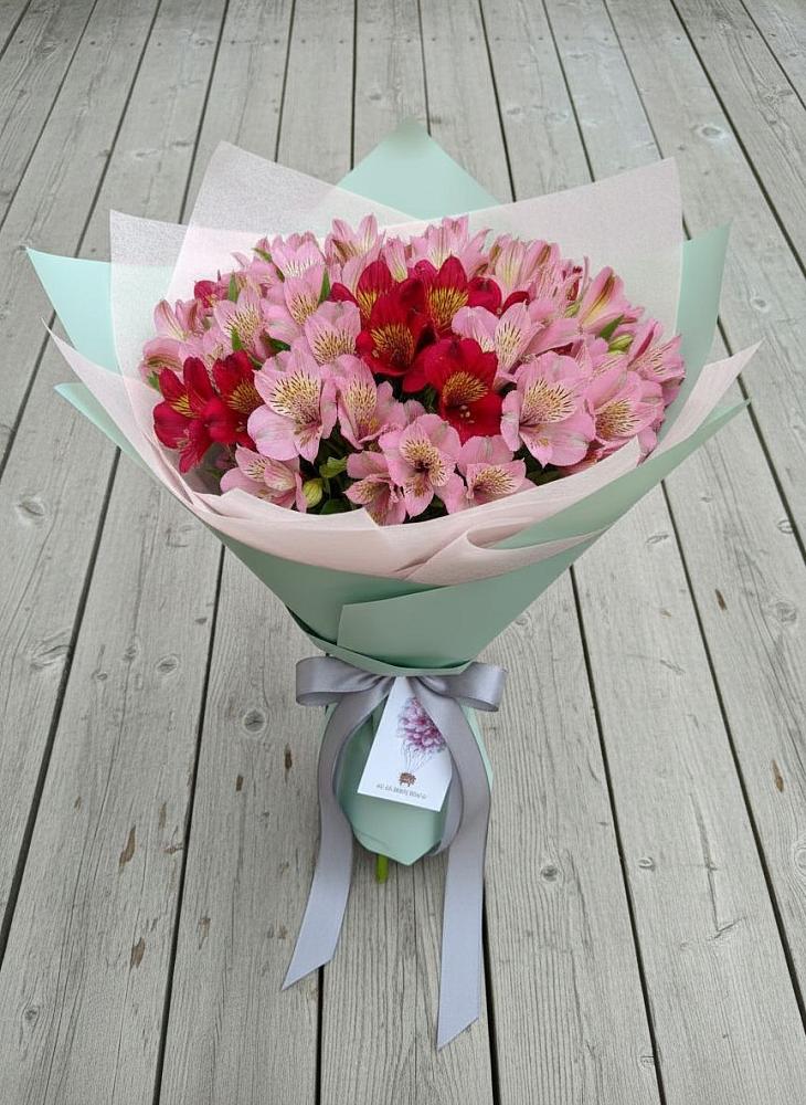Букет цветов из: Альстромерии в Летуново