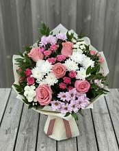 Букет цветов из:  Альстромерии, Гвоздики, Розы и Хризантемы в Летуново