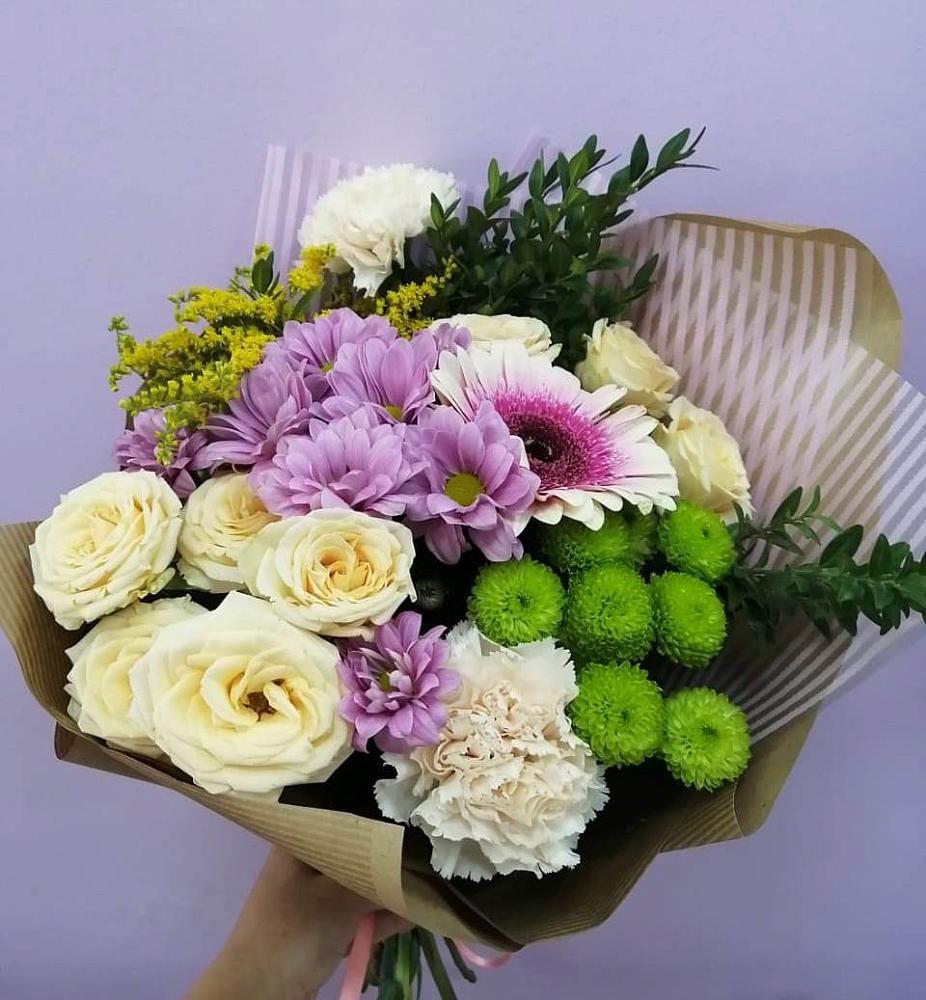 Букет цветов из: Хризантемы, Розы, Гвоздики и Герберы в Летуново