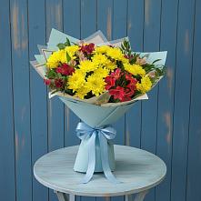 Букет цветов из:  Альстромерии и Хризантемы в Летуново